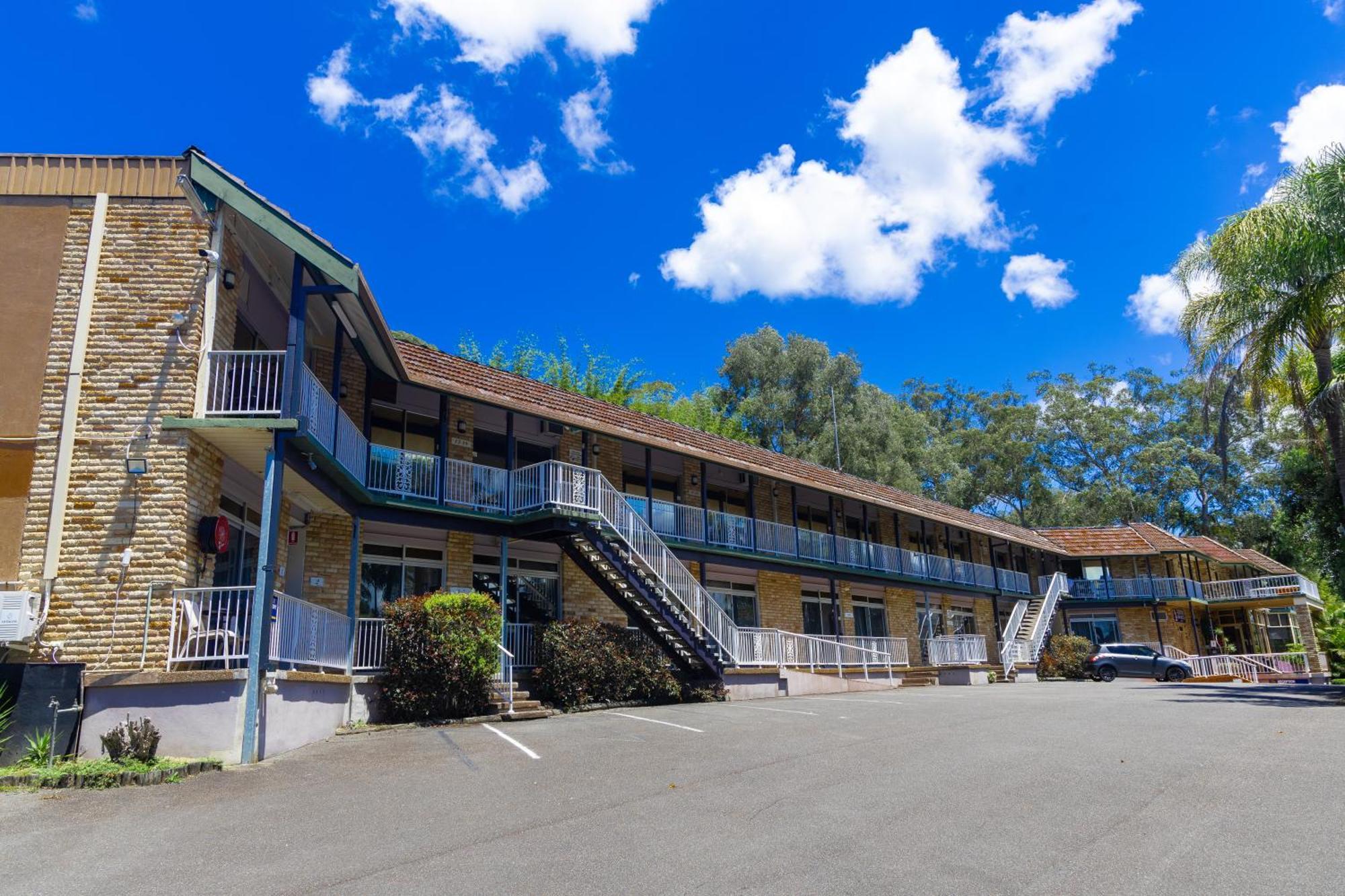 Gosford Inn Motel Zewnętrze zdjęcie