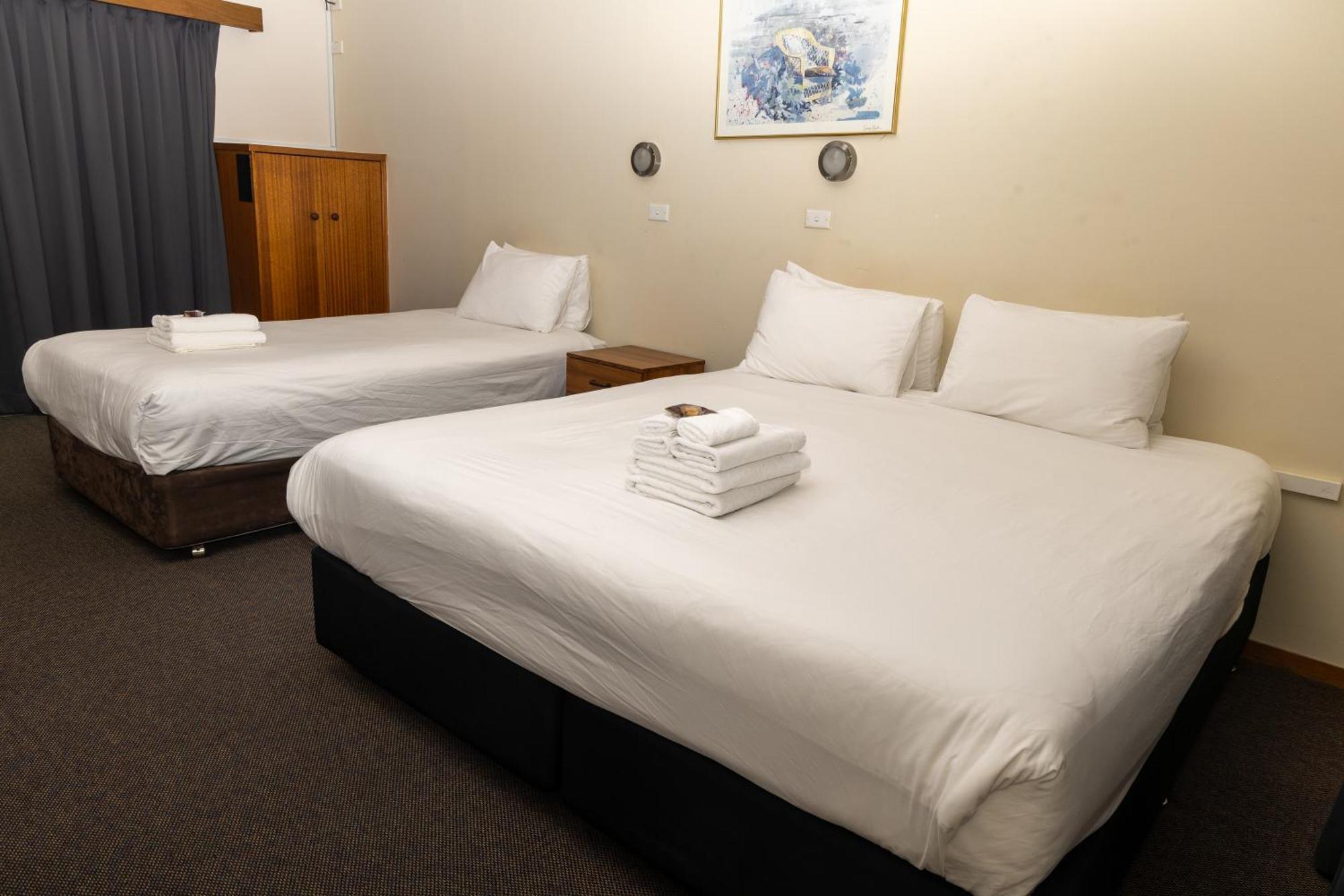 Gosford Inn Motel Zewnętrze zdjęcie