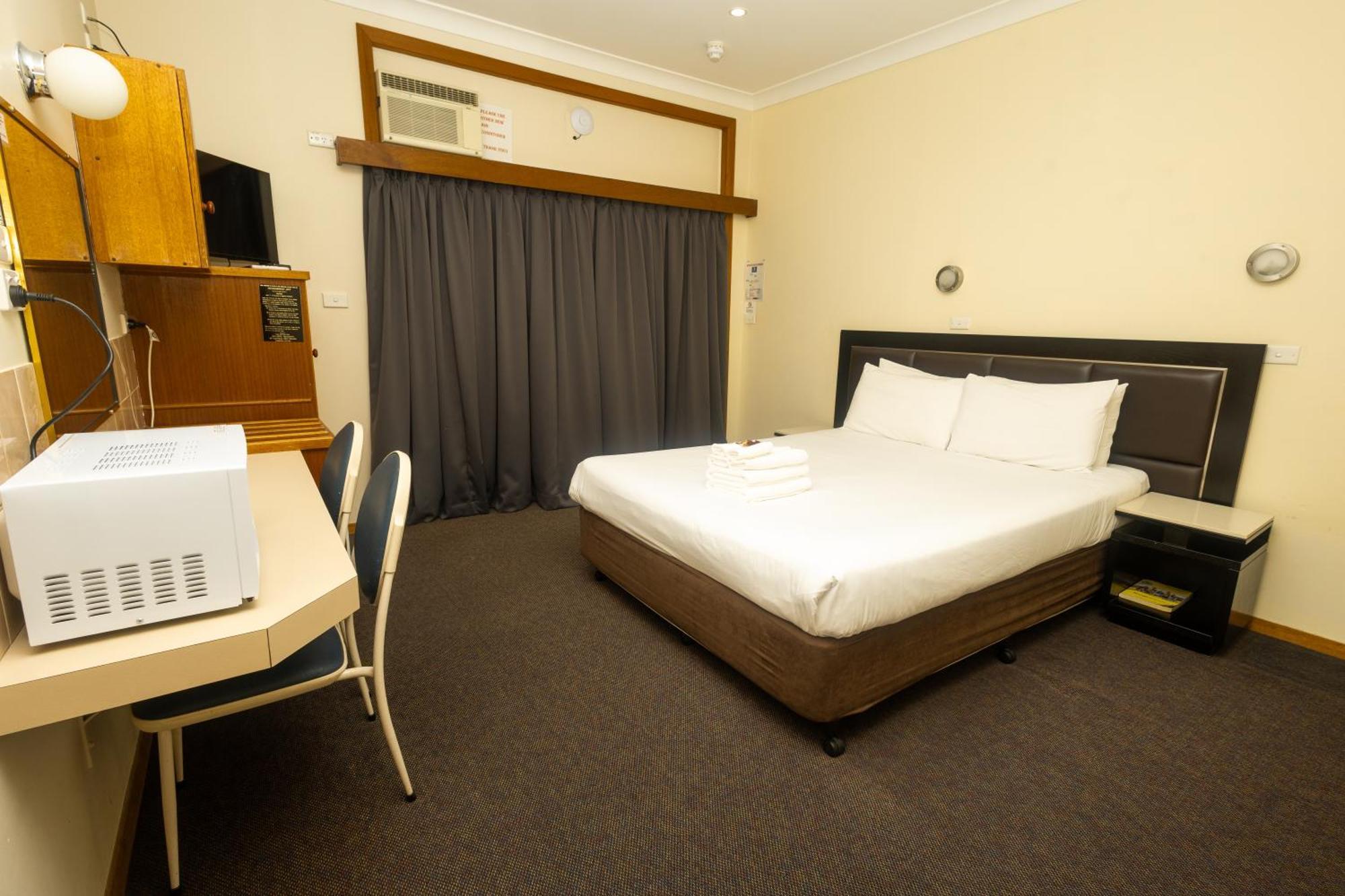 Gosford Inn Motel Zewnętrze zdjęcie