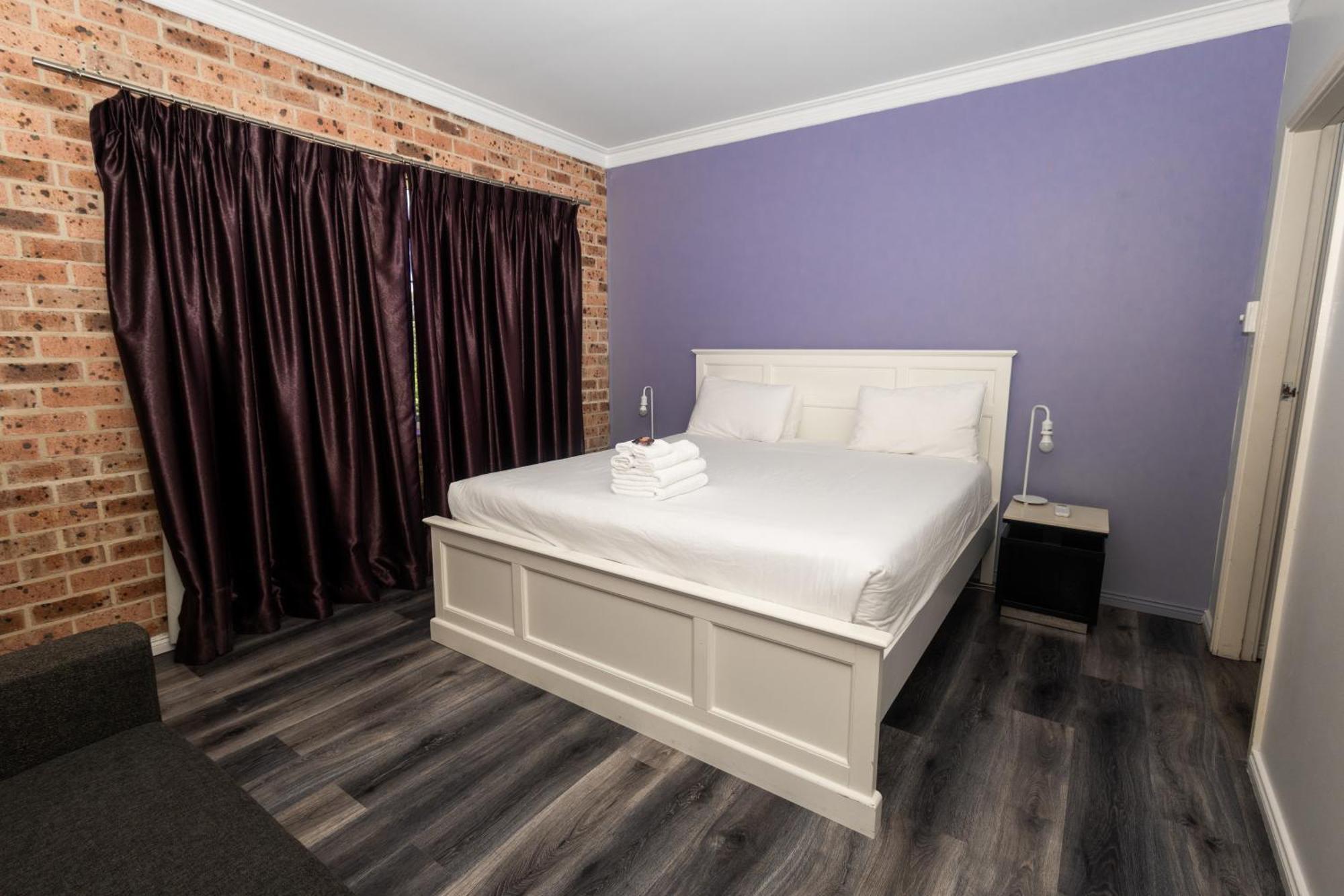 Gosford Inn Motel Zewnętrze zdjęcie