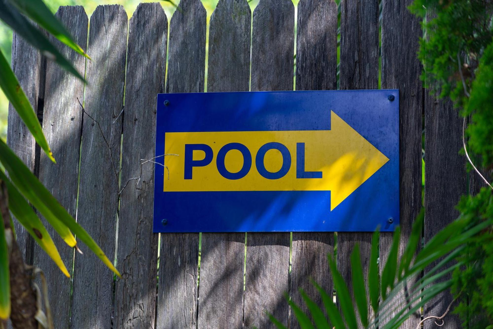 Gosford Inn Motel Zewnętrze zdjęcie