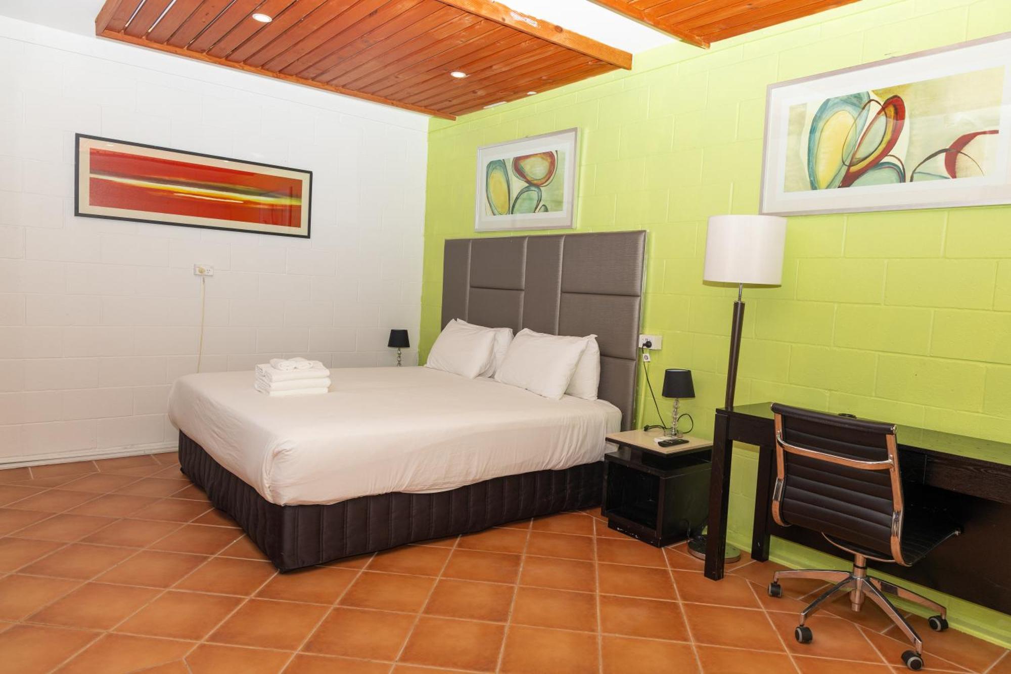 Gosford Inn Motel Zewnętrze zdjęcie