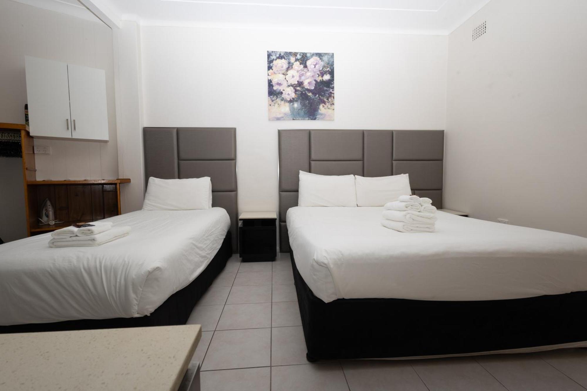 Gosford Inn Motel Zewnętrze zdjęcie